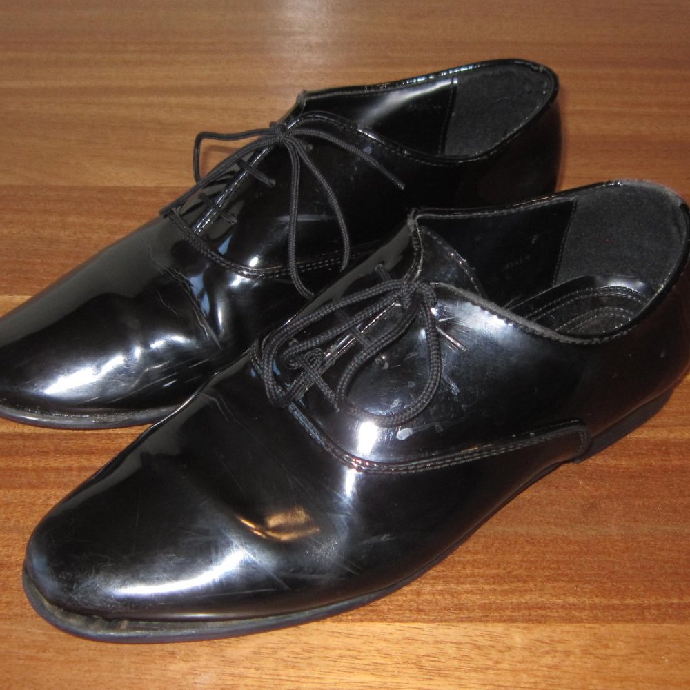 Frederico Leone Men's size 10.5M dressy black shoes for services, tuxedo, other.